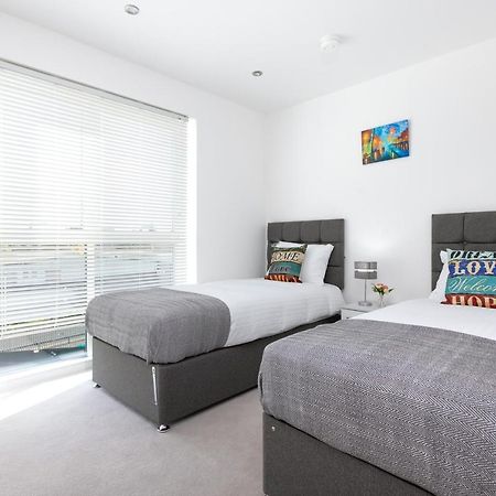 Skyvillion - Olympic View London Stratford Apartment Exterior foto