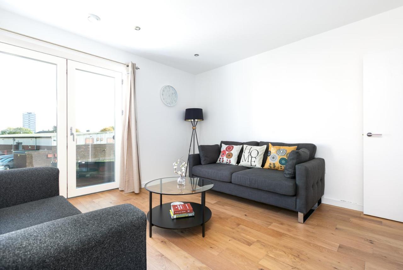 Skyvillion - Olympic View London Stratford Apartment Exterior foto