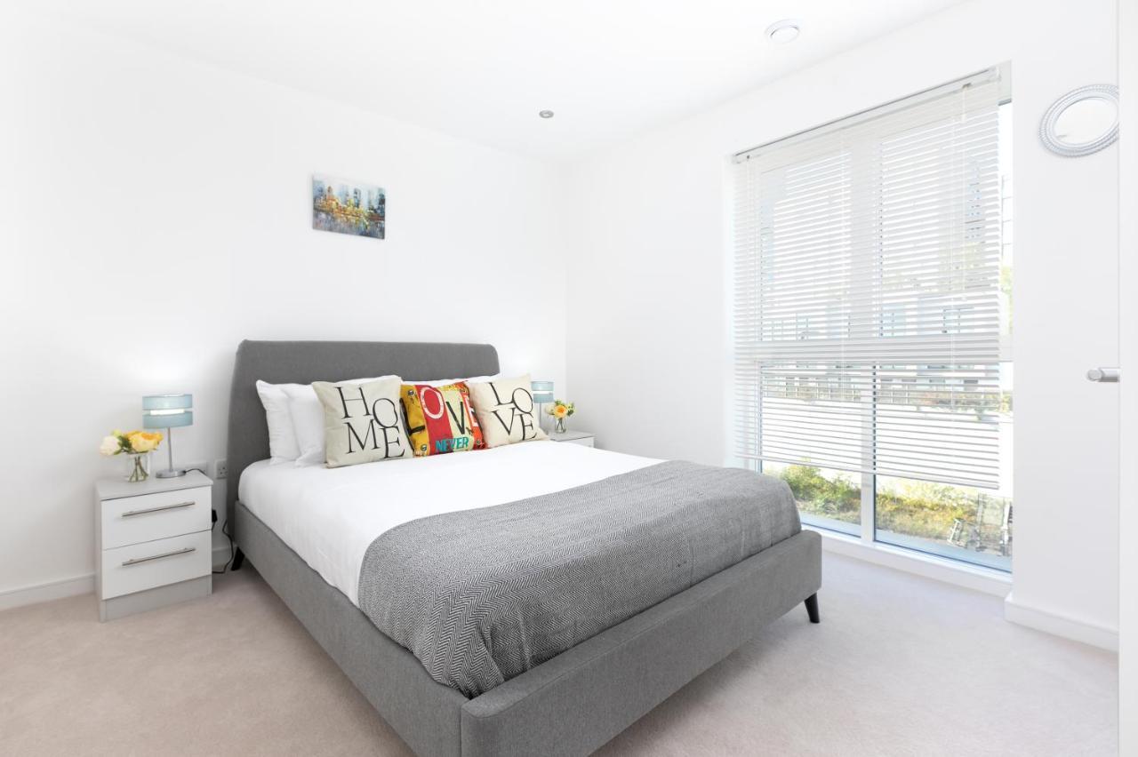 Skyvillion - Olympic View London Stratford Apartment Exterior foto