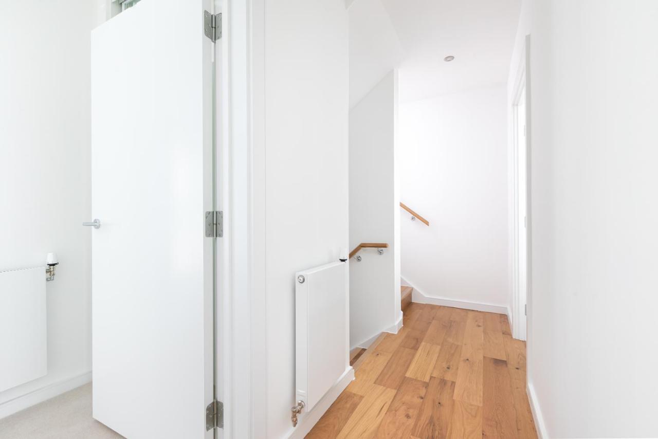 Skyvillion - Olympic View London Stratford Apartment Exterior foto
