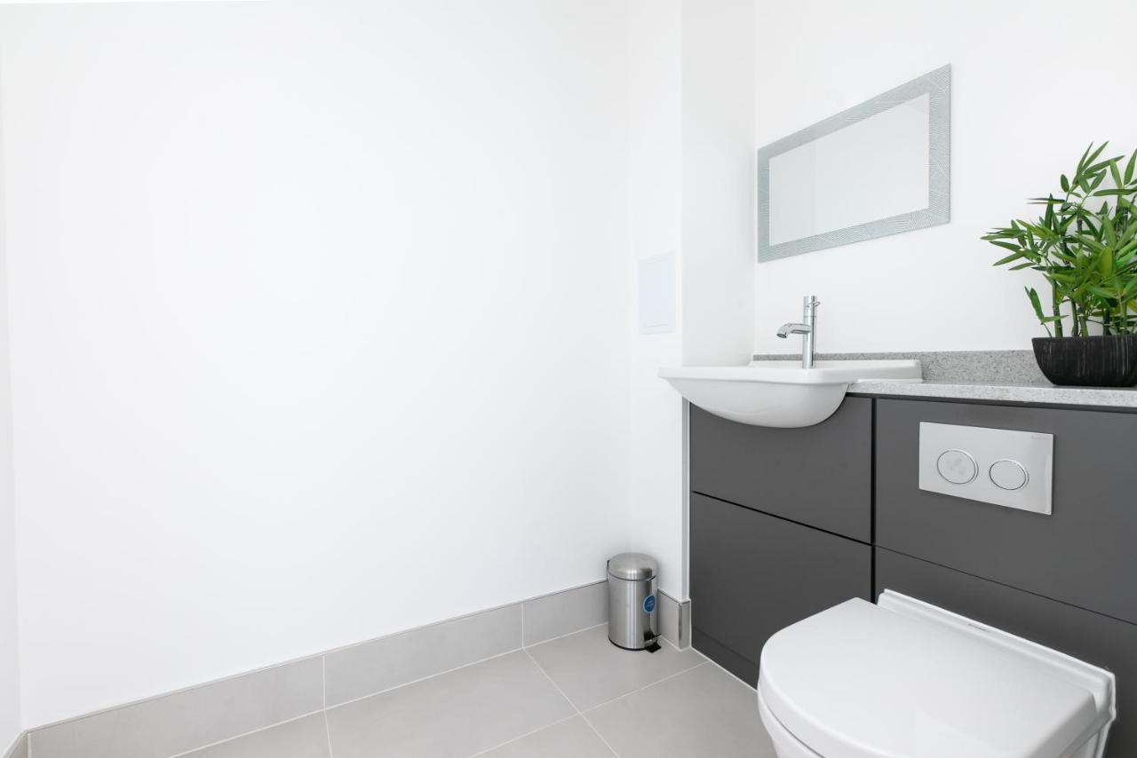 Skyvillion - Olympic View London Stratford Apartment Exterior foto