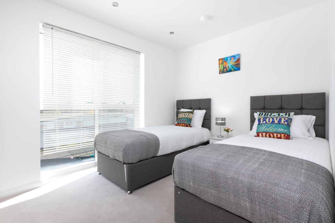 Skyvillion - Olympic View London Stratford Apartment Exterior foto